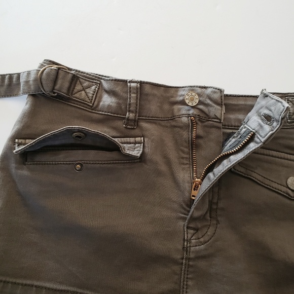 UO Ecoté Moss Green Shorts - Picture 4 of 6